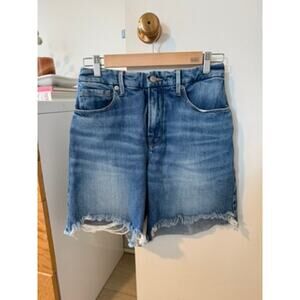 Good American High Rise Denim Shorts Raw Hem Mid Wash Size 26 2 ✨